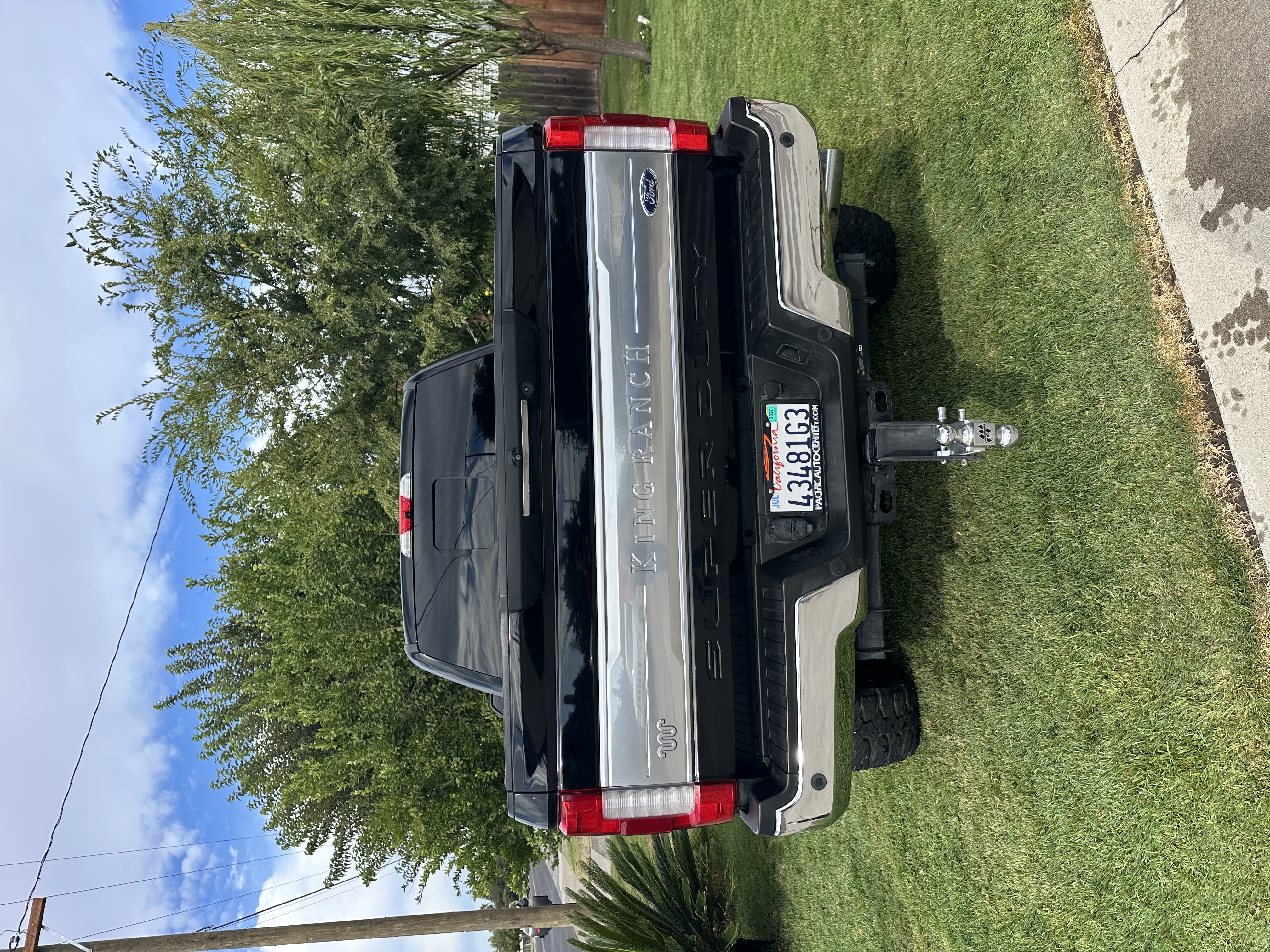 Used 2018 Ford F250 King Ranch w/ King Ranch Ultimate Package AWD/4WD image 4