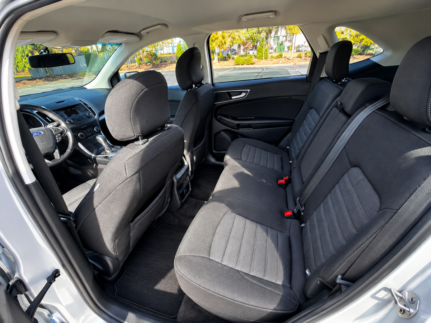 Used 2018 Ford Edge SEL AWD/4WD image 14