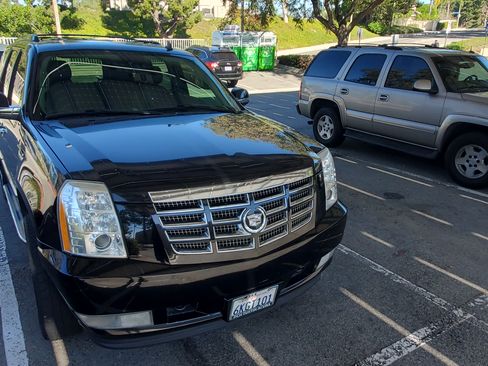 Used 2009 Cadillac Escalade 2WD image 5