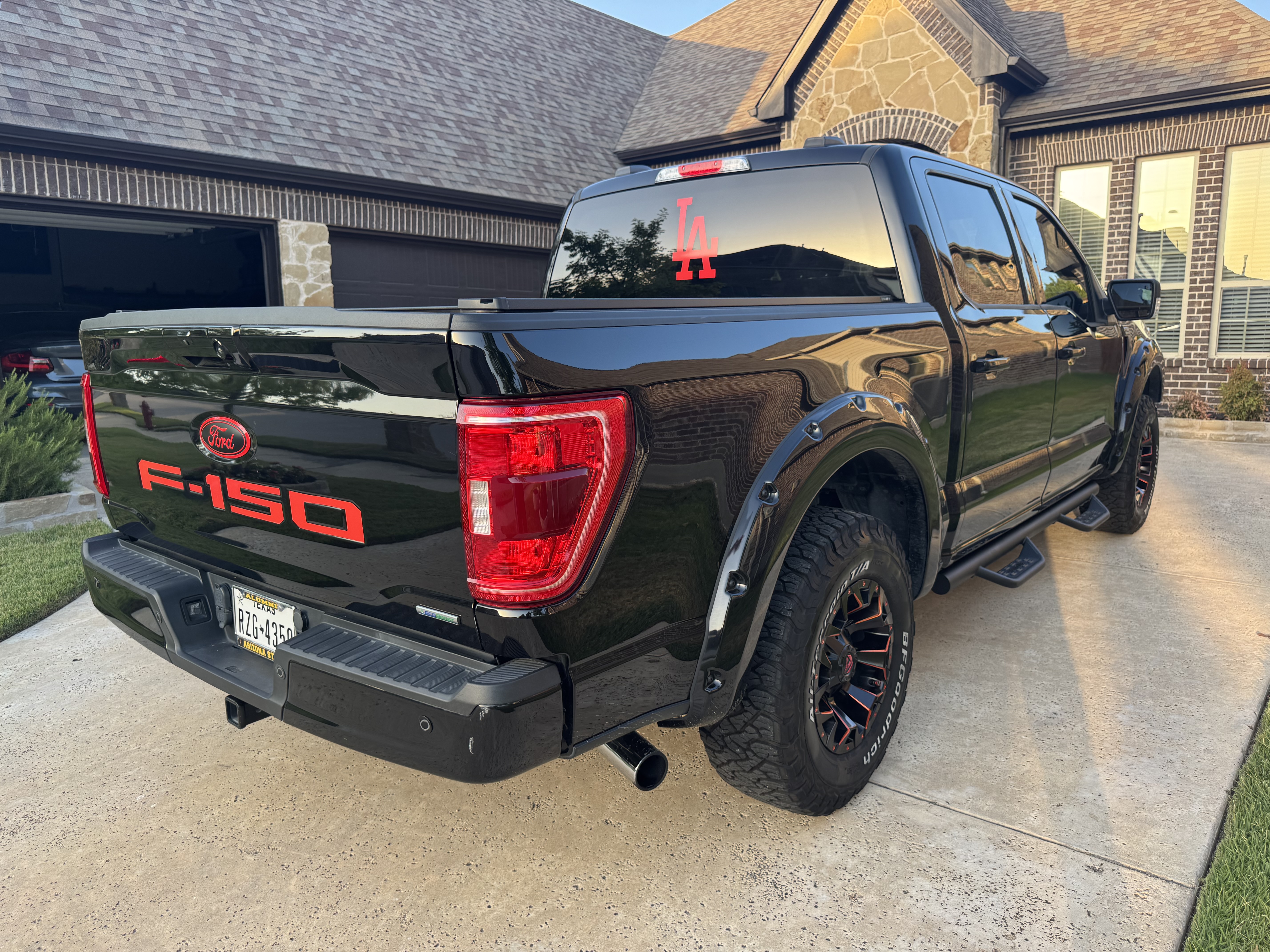 Used 2022 Ford F150 XLT w/ Equipment Group 302A High RWD image 6