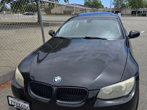 Used 2011 BMW 335i Coupe RWD image 4