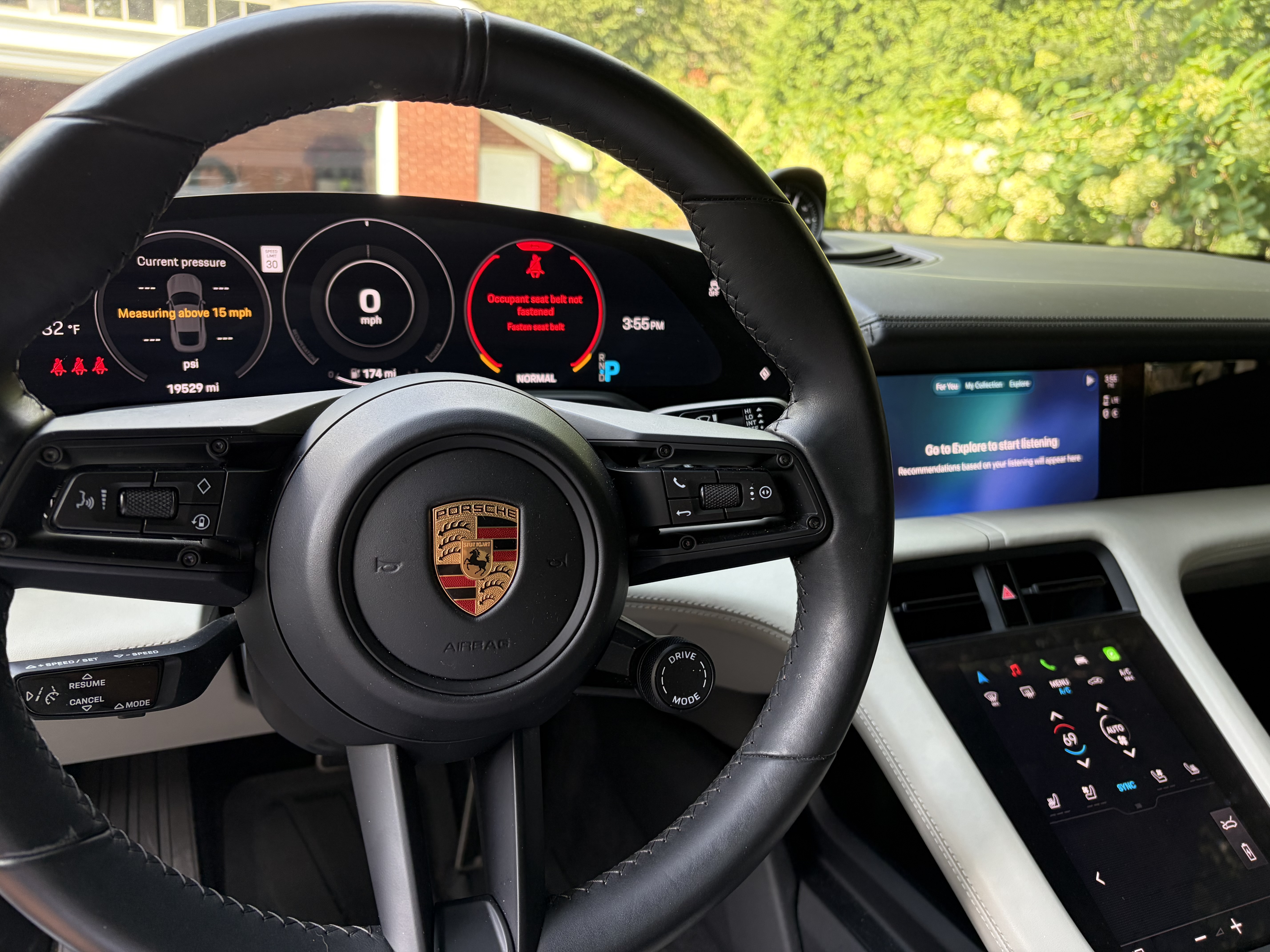 Used 2020 Porsche Taycan AWD/4WD image 9