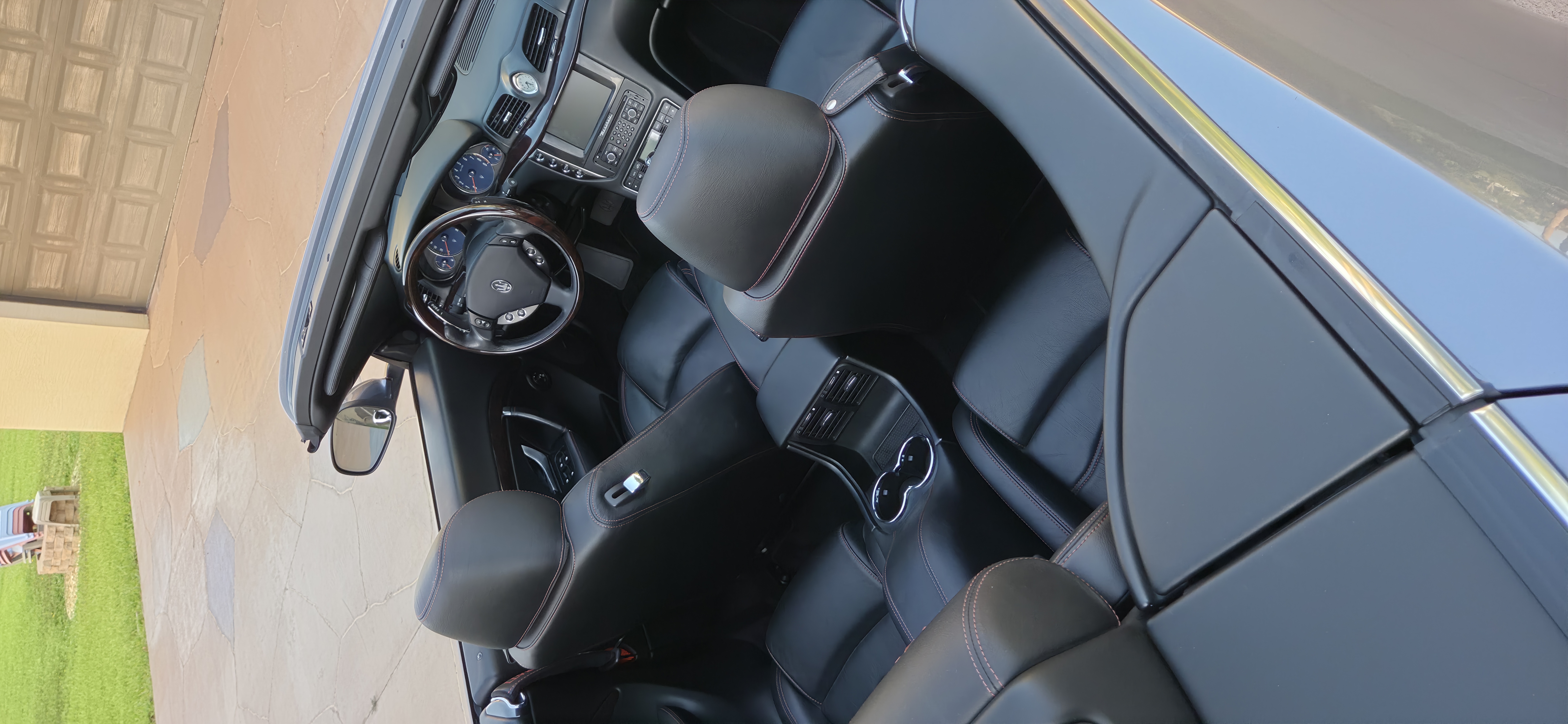 Used 2015 Maserati GranTurismo Convertible RWD image 30
