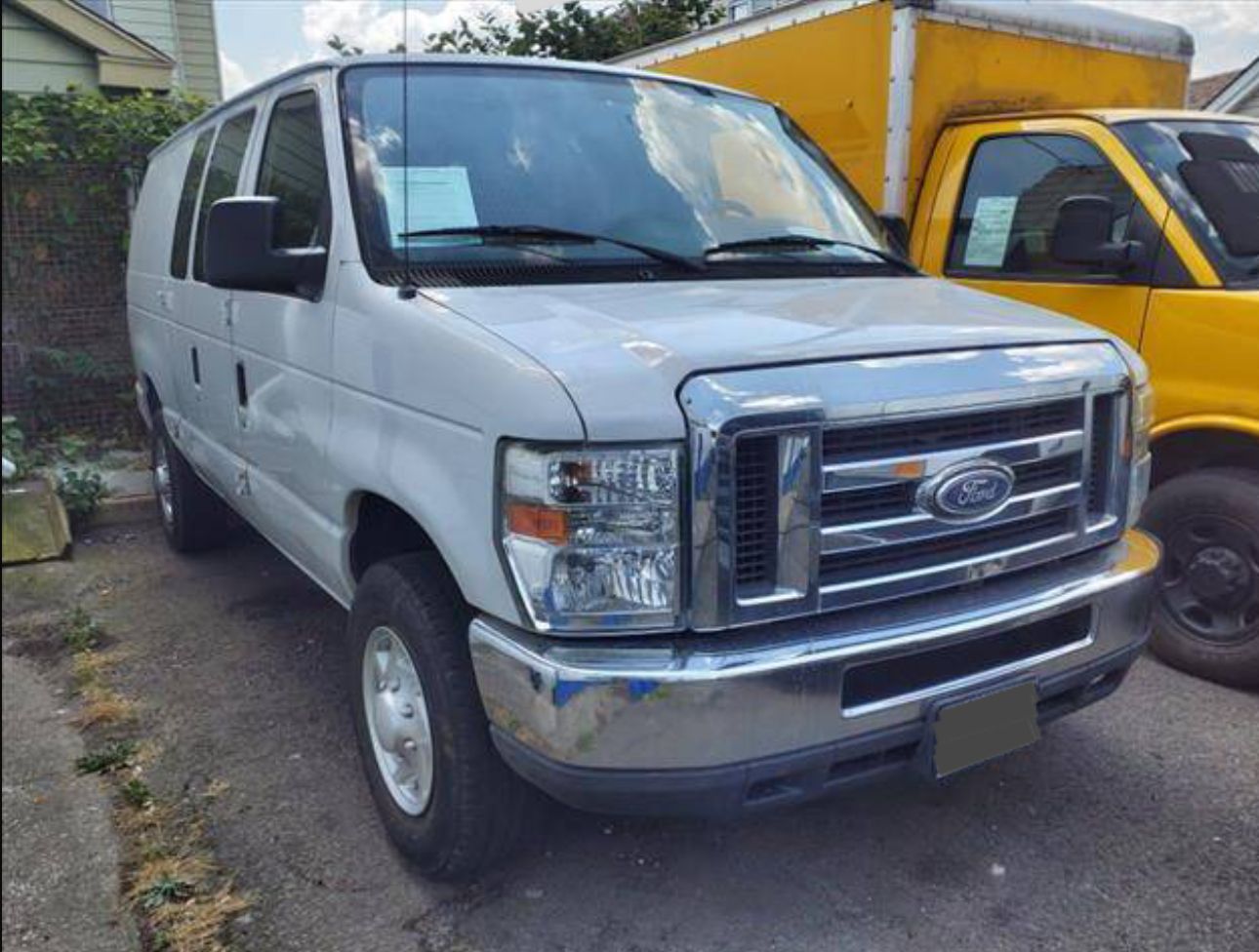 Used 2014 Ford E-250 and Econoline 250 w/ Power Group RWD image 1