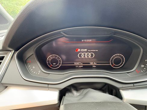 Used 2019 Audi SQ5 Premium Plus AWD/4WD image 16