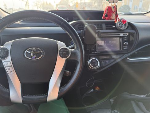 Used 2015 Toyota Prius C Four image 6