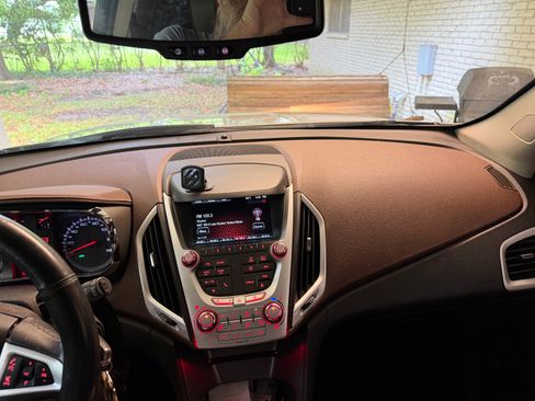 Used 2013 GMC Terrain SLT image 8