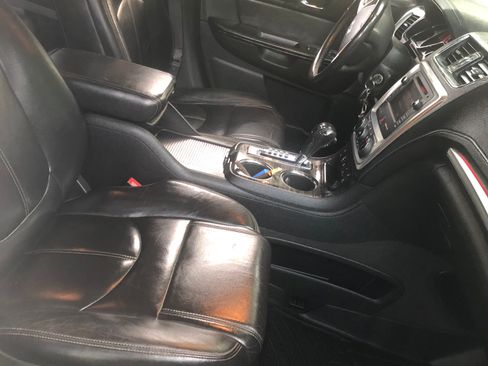Used 2013 GMC Acadia SLT image 8