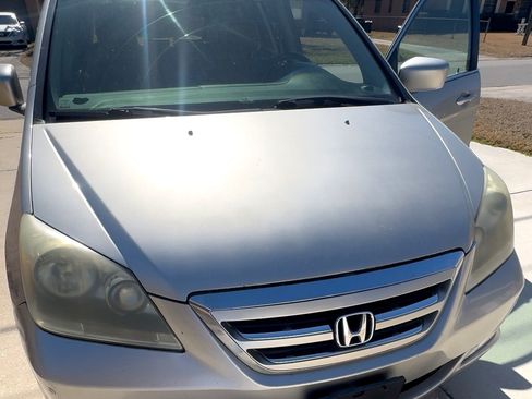 Used 2005 Honda Odyssey Touring image 4