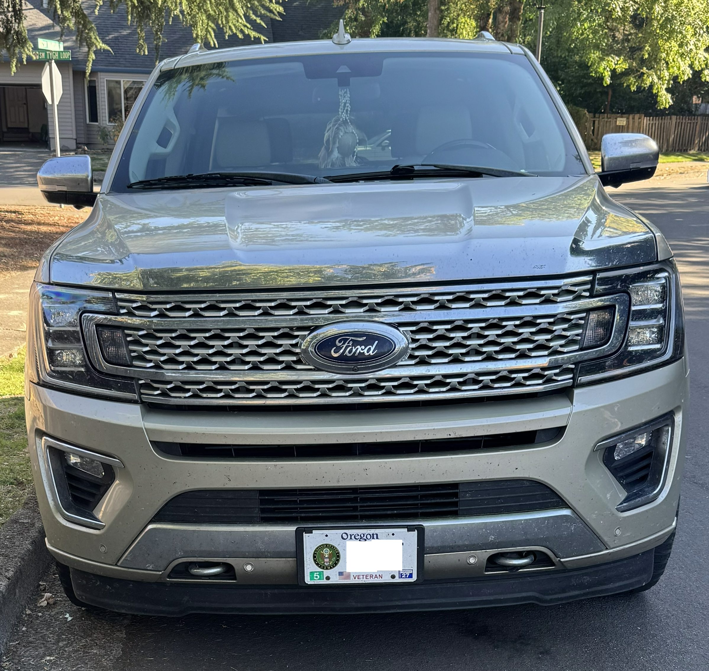 Used 2018 Ford Expedition Platinum w/ Cargo Package AWD/4WD image 6