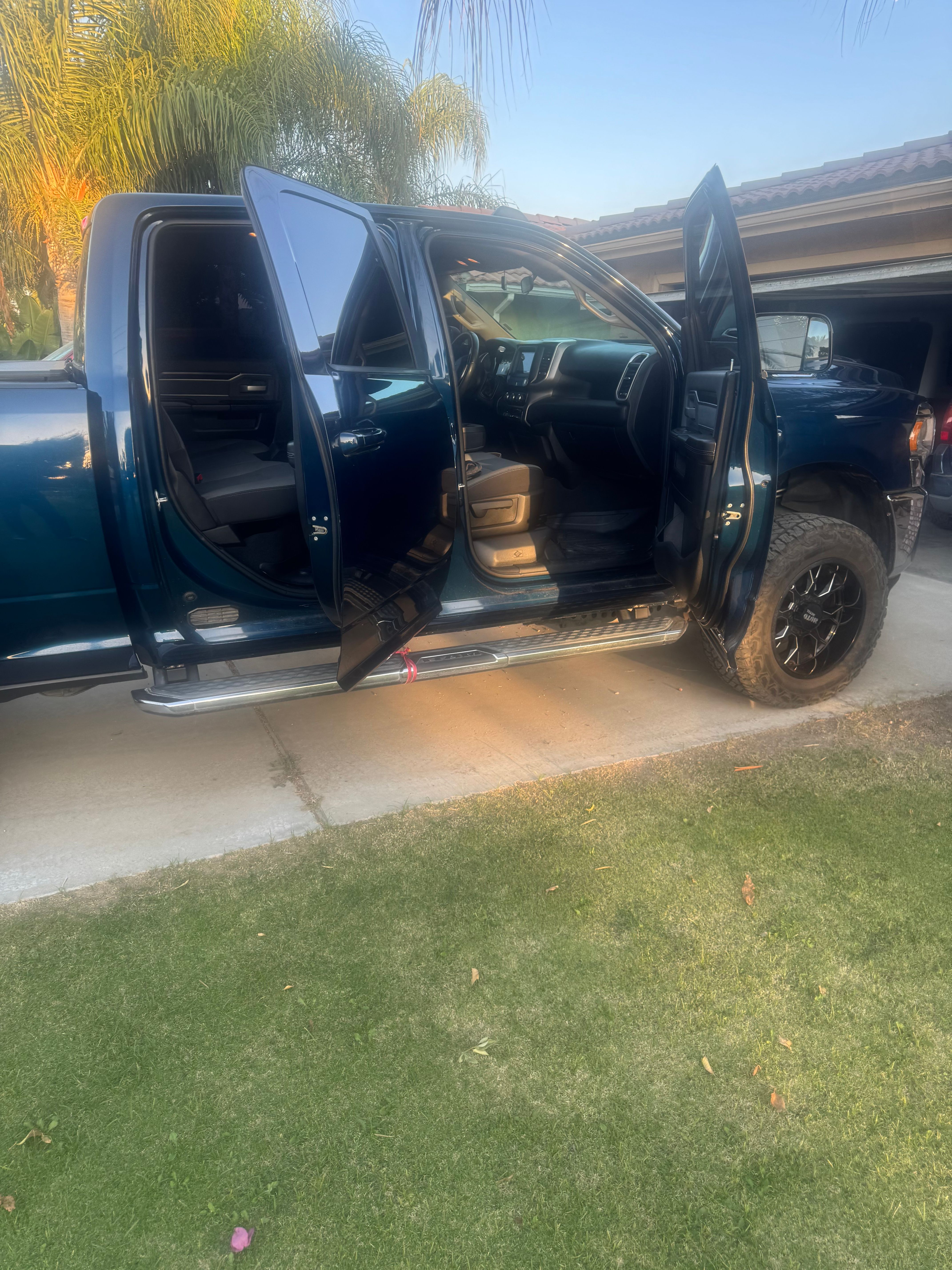 Used 2020 RAM 2500 Big Horn AWD/4WD image 14