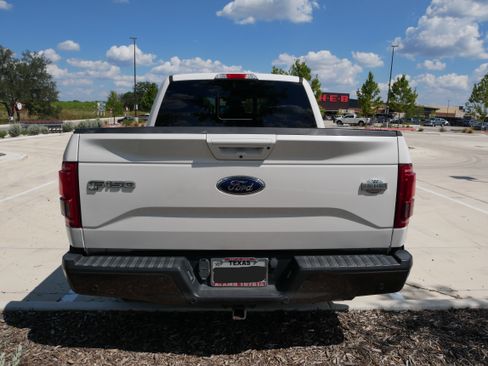 Used 2015 Ford F150 King Ranch w/ Equipment Group 601A Luxury image 9