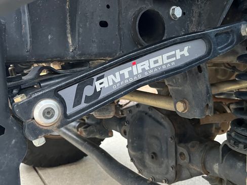 Used 2019 Jeep Wrangler Sport image 6