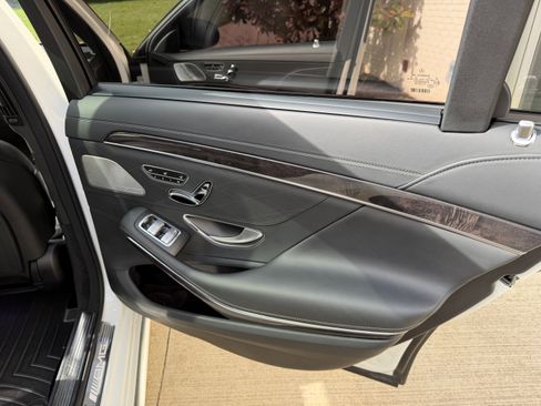 Used 2015 Mercedes-Benz S 63 AMG 4MATIC Sedan image 16