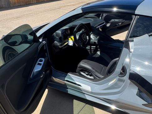 Used 2025 Chevrolet Corvette Stingray Coupe w/ 1LT RWD image 10