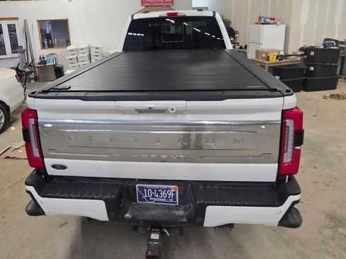 Used 2024 Ford F350 Platinum image 9