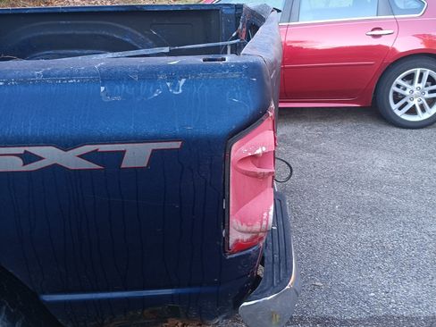 Used 2007 Dodge Ram 1500 Truck ST w/ SXT Group image 4