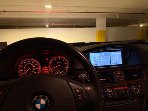 Used 2011 BMW 328i xDrive Sedan image 16