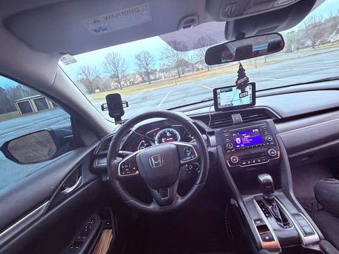 Used 2020 Honda Civic LX image 14