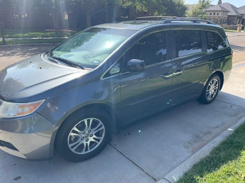 Used 2013 Honda Odyssey EX-L image 6