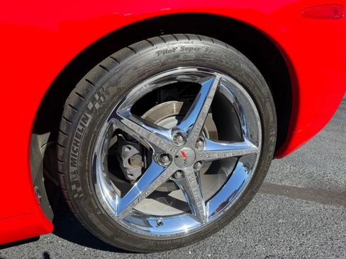 Used 2012 Chevrolet Corvette Coupe RWD image 13