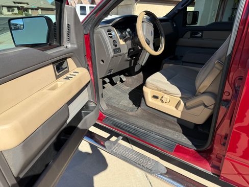 Used 2013 Ford F150 XLT w/ Mid Equipment Group image 27