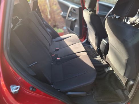 Used 2017 Toyota RAV4 LE w/ All Weather Liner Package image 9