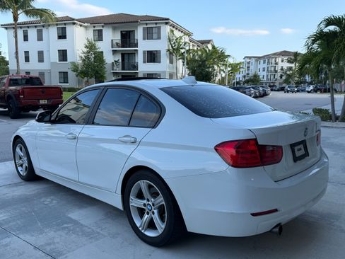 Used 2014 BMW 320i Sedan RWD image 5