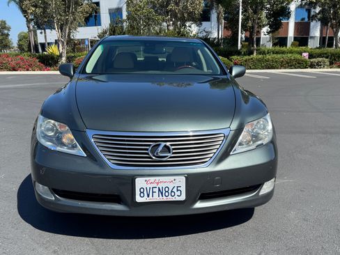 Used 2007 Lexus LS 460 RWD image 4