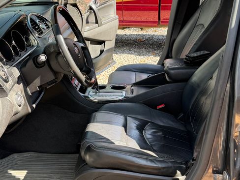 Used 2013 Buick Enclave Leather image 8