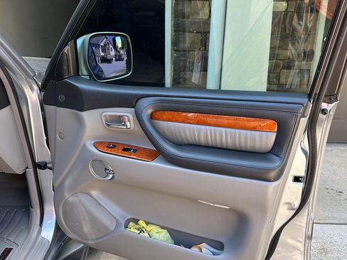 Used 2003 Lexus LX 470 4WD image 8