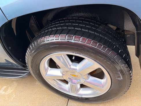 Used 2009 Chevrolet Tahoe LTZ image 17