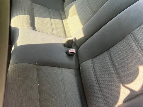 Used 2004 Ford Mustang Coupe RWD image 10