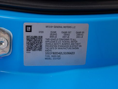 Used 2020 Chevrolet Corvette Stingray Premium Cpe w/ 3LT Preferred Equipment Group image 32