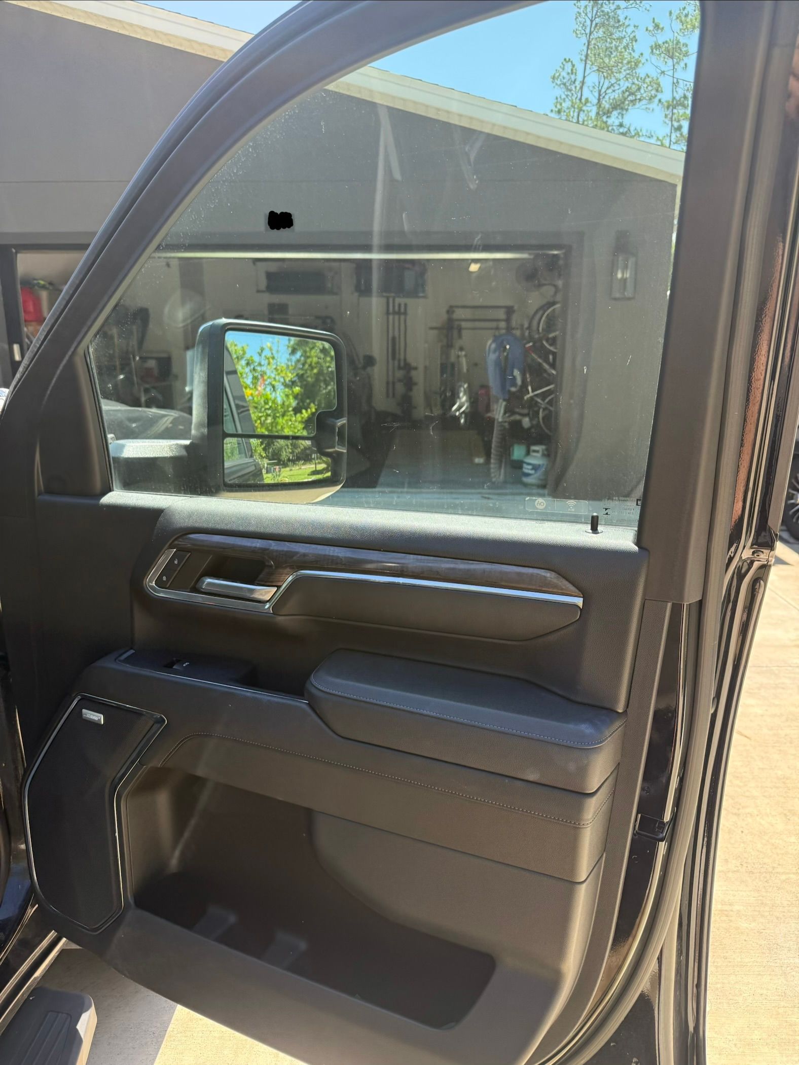 Used 2024 Chevrolet Silverado 2500 LTZ w/ LTZ Plus Package AWD/4WD image 17