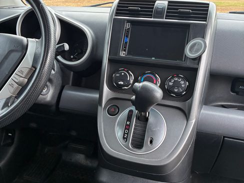Used 2008 Honda Element EX image 17