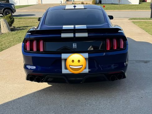 Used 2016 Ford Mustang Shelby GT350 w/ Technology Package image 6