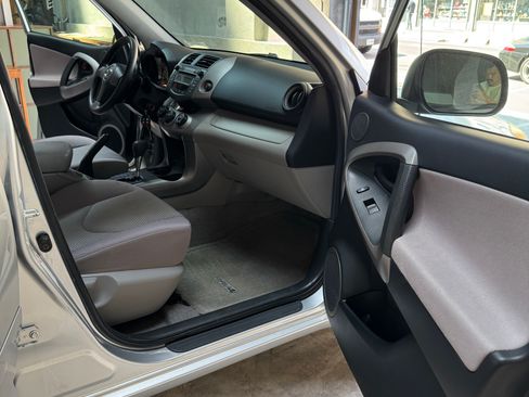 Used 2006 Toyota RAV4 4WD image 15