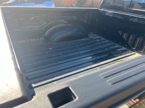 Used 2019 RAM 1500 Laramie image 10