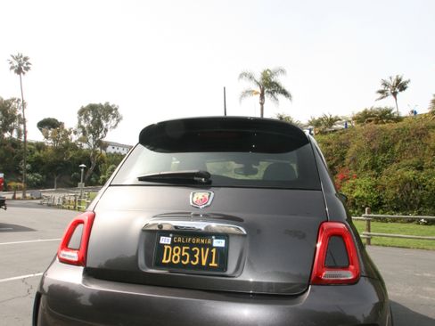 Used 2019 FIAT 500 Abarth w/ Popular Equipment Package FWD image 18