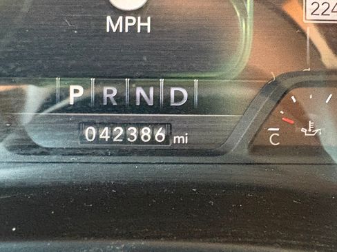 Used 2019 RAM 1500 Big Horn AWD/4WD image 9