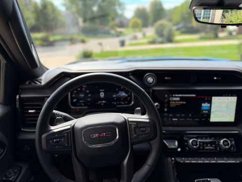 Used 2026 GMC Sierra 1500 AT4 w/ AT4 Premium Package AWD/4WD image 14