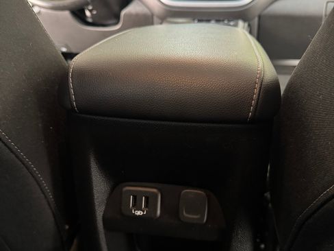 Used 2019 Chevrolet Colorado LT w/ LT Convenience Package image 14