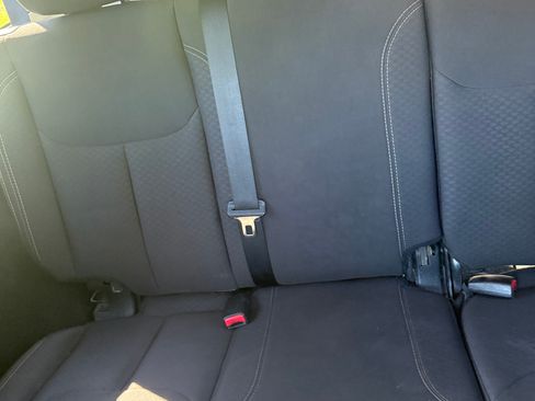 Used 2018 Jeep Wrangler Unlimited Sport AWD/4WD image 9