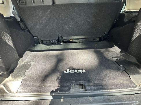 Used 2015 Jeep Wrangler Unlimited Sport w/ Quick Order Package 24S image 15