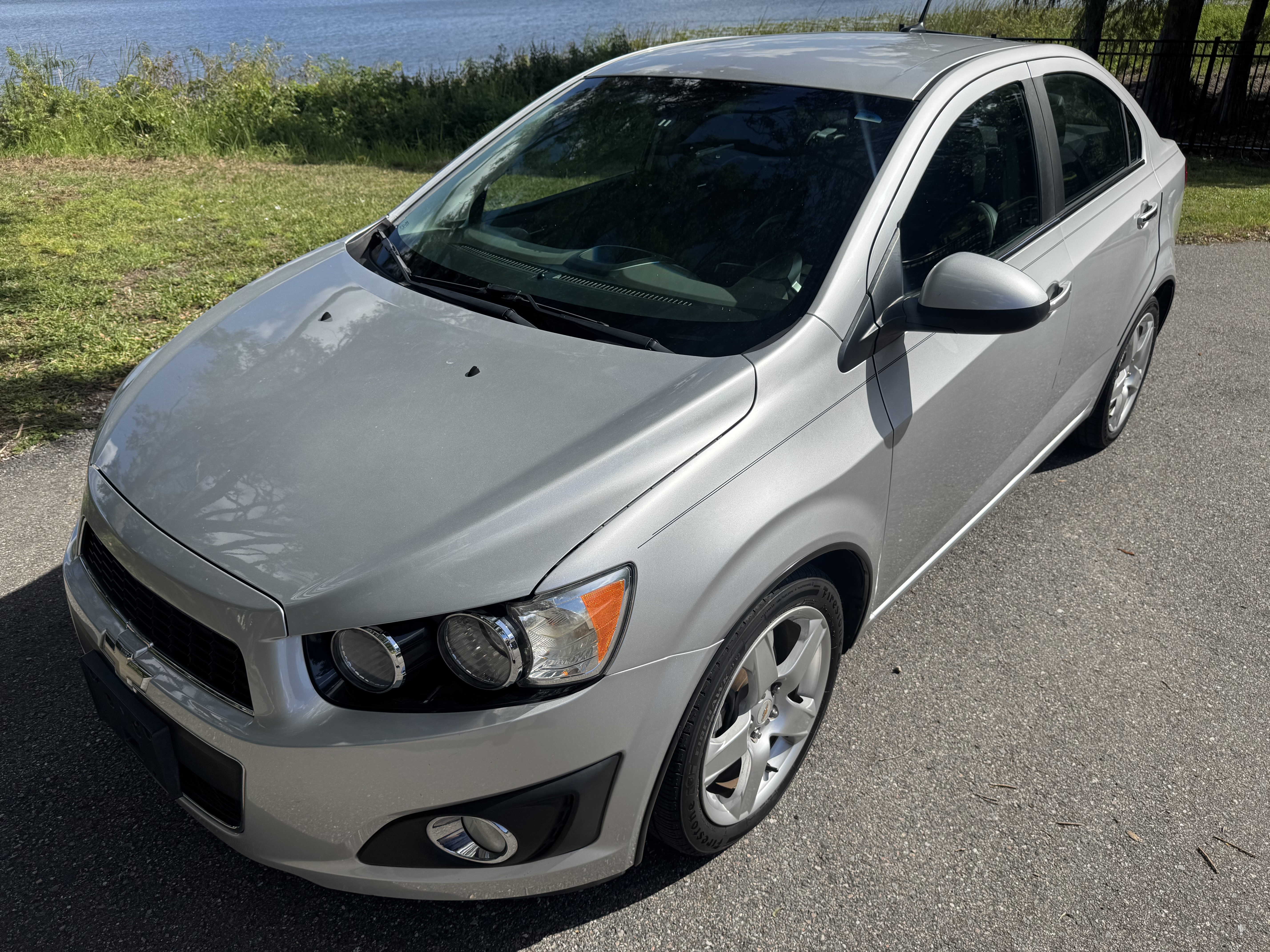 Used 2012 Chevrolet Sonic LTZ FWD image 12
