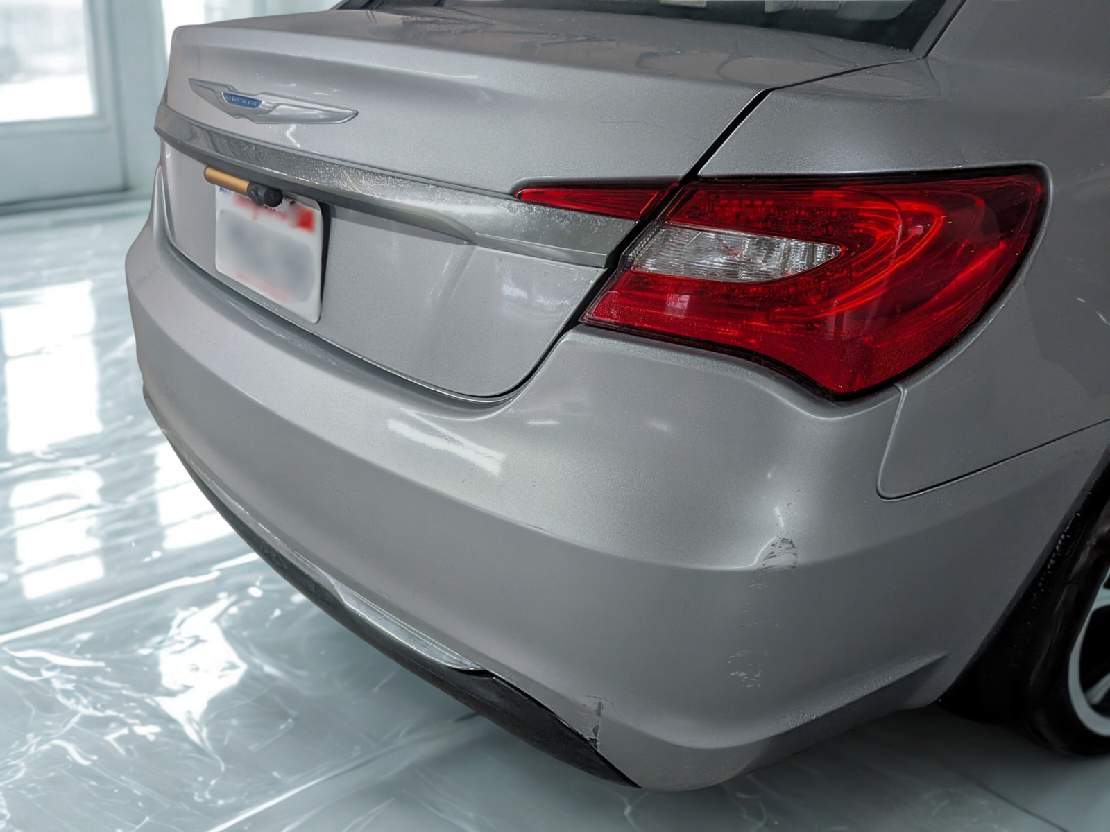 Used 2014 Chrysler 200 LX FWD image 10