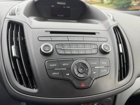 Used 2017 Ford Escape SE FWD image 10