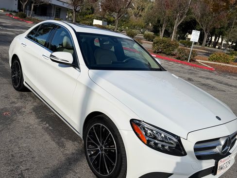 Used 2021 Mercedes-Benz C 300 Sedan image 11
