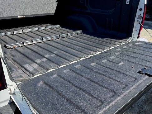 Used 2014 GMC Sierra 2500 Denali w/ Suspension Package, Off-Road image 17